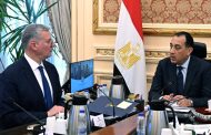 رئيس الوزراء يتابع الموقف التنفيذي للمشروعات الخاصة بصناعات خام الفوسفات وجهود التوسع في القيمة المضافة لهذا الخام المهم
