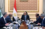 رئيس الوزراء يتابع الجهود الحكومية لتوفير المنتجات البترولية وتعزيز المخزون