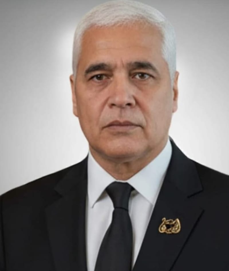 د. كمال يونس يكتب.. بصراحة اتحاد كتاب مصر وتحليل أداء علاء عبد الهادي ماله وما عليه