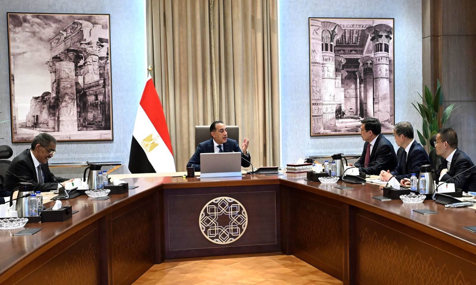رئيس الوزراء يستقبل رئيس وكالة أنباء شينخوا الصينية والوفد المرافق له