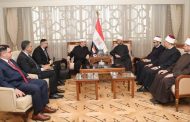 وزير الأوقاف يستقبل مفتي بولندا لتعزيز التعاون الديني والثقافي
