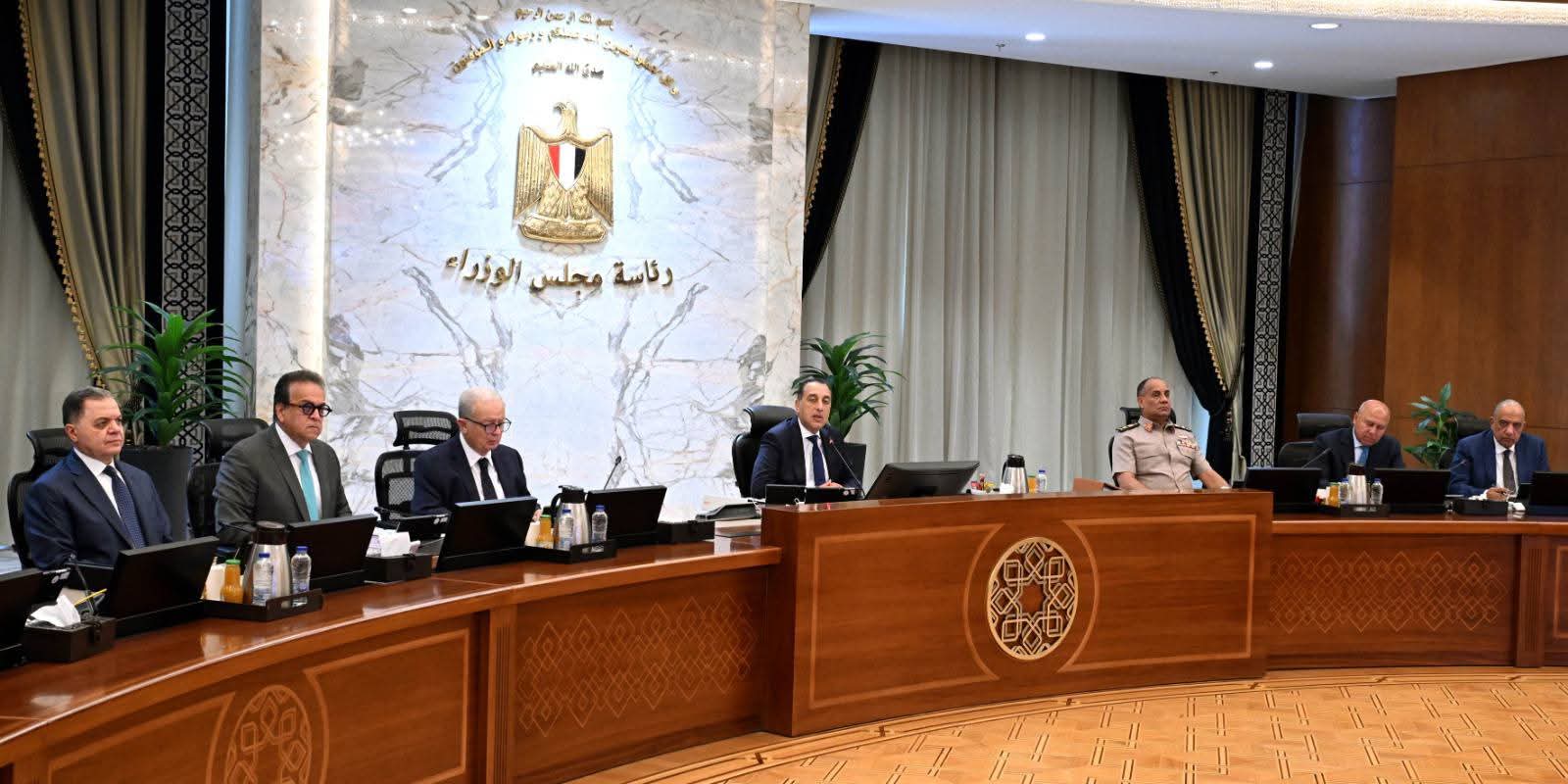 مدبولي يهنيء الرئيس والشعب المصري العظيم بمناسبة قرب حلول عيد الأضحى المبارك