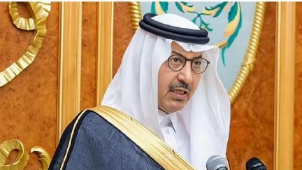 سفير خادم الحرمين الشريفين بمصر يكرّم المديرة التنفيذية لمنظمة تنمية المرأة