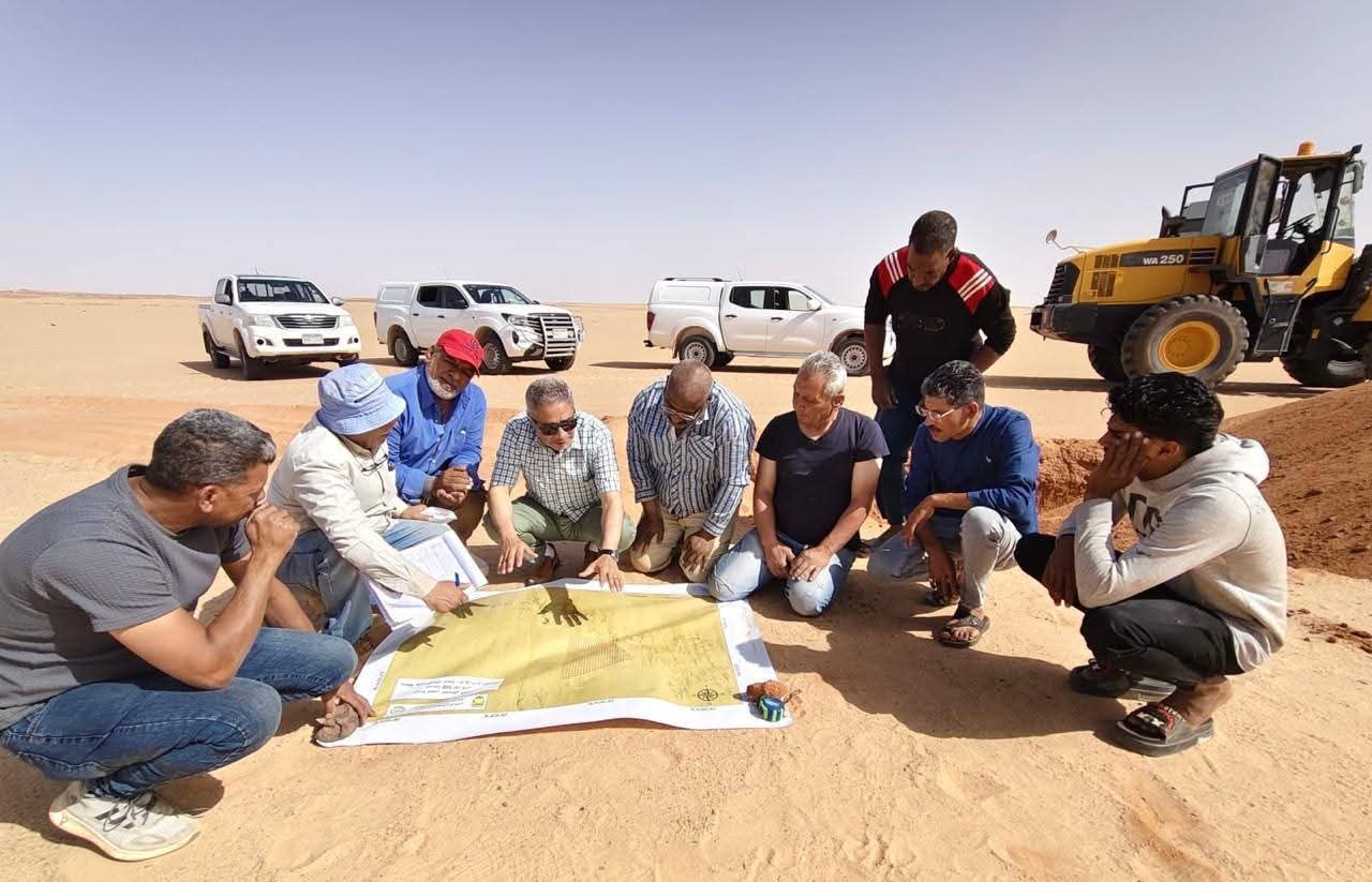 بحوث الصحراء.. يواصل جهود حصر وتصنيف الأراضي الصحراوية على محور الداخلة – شرق العوينات
