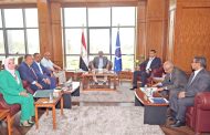 محافظ السويس يلتقي أعضاء مجلسي النواب والشيوخ لبحث مطالب المواطنين