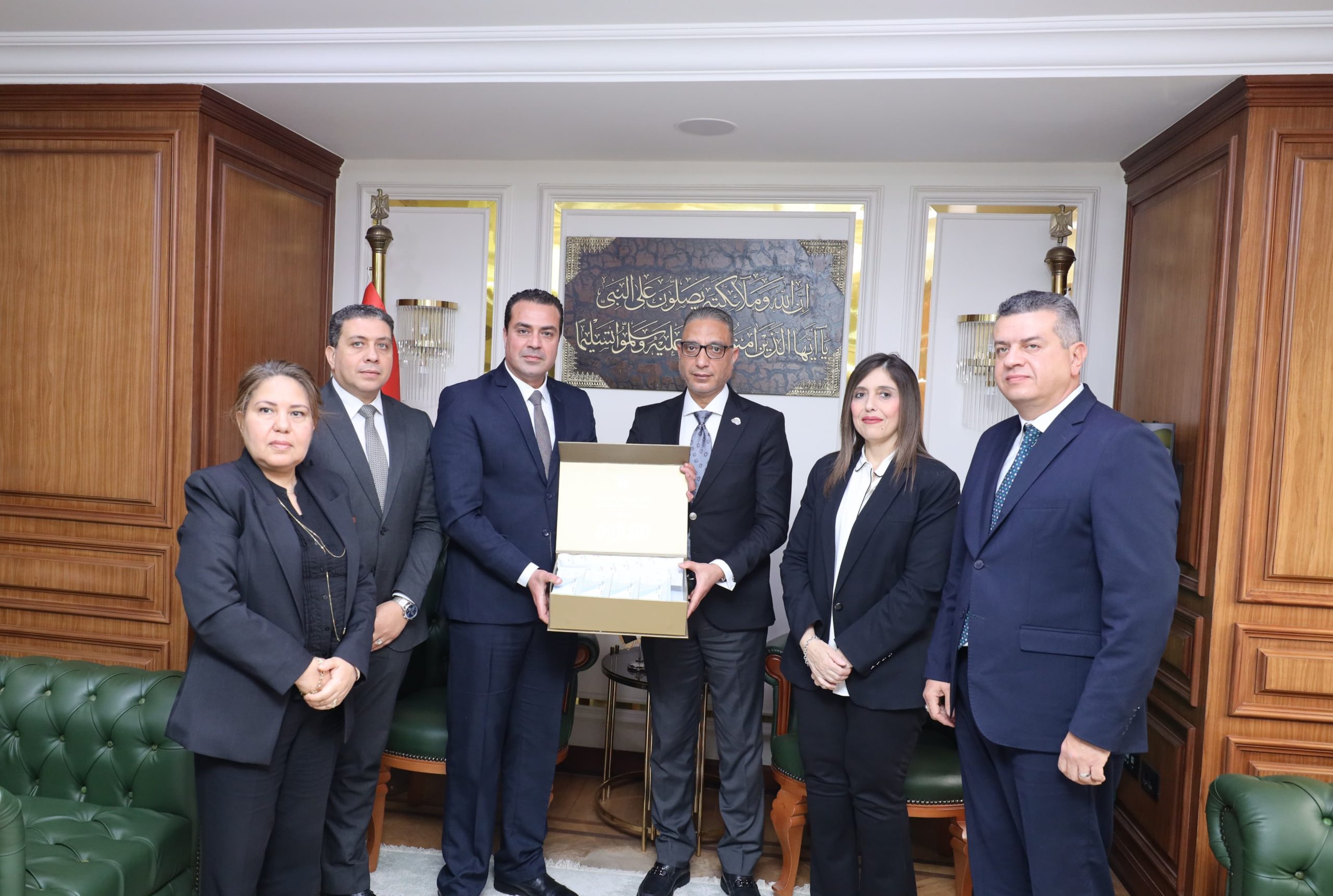 البنك الزراعي المصري يواصل تنفيذ مبادرة سكة خير لدعم الأسر الأكثر احتياجًا في القاهرة والجيزة