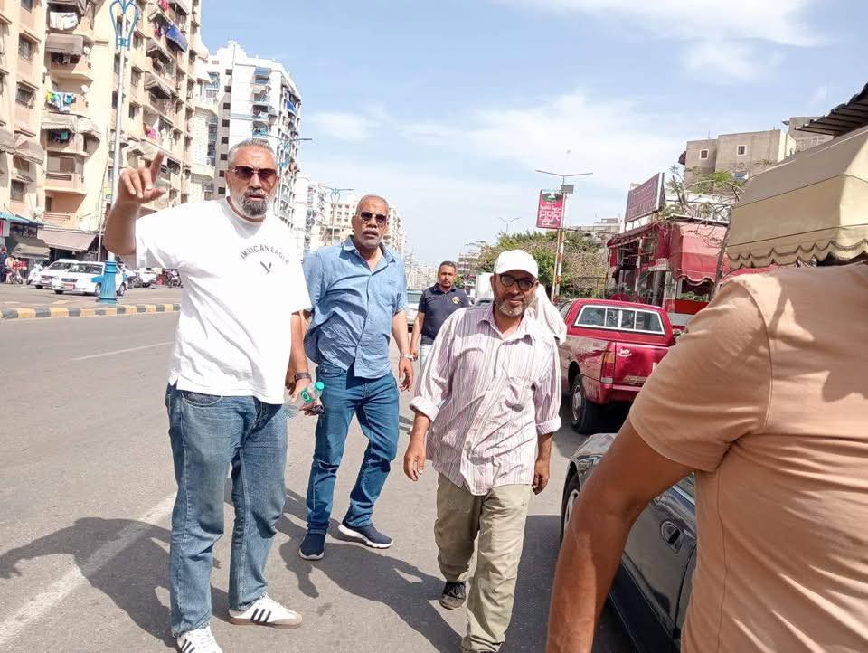 حملات مكبرة لإزالة الإشغالات وتطوير الشواطئ وخطوط المرافق بكافة الأحياء ومدينة بورفؤاد