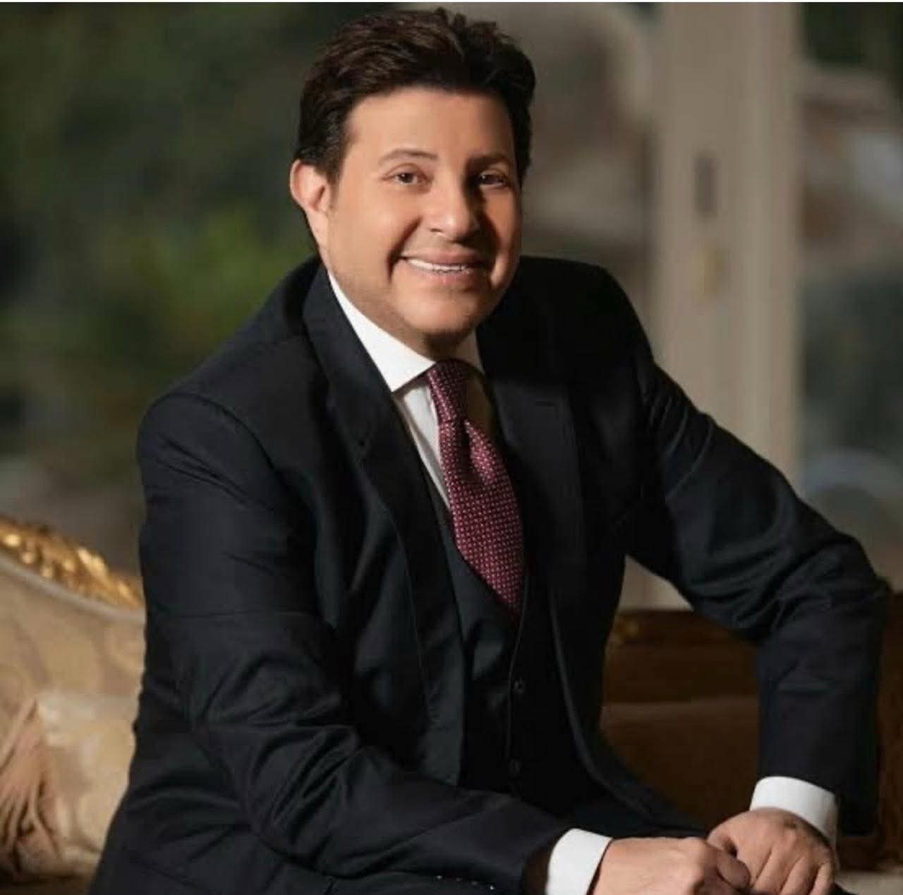 تكليف المخرج الكبير خالد جلال بوضع تصور فني لحفل تأبين أمير الغناء العربي