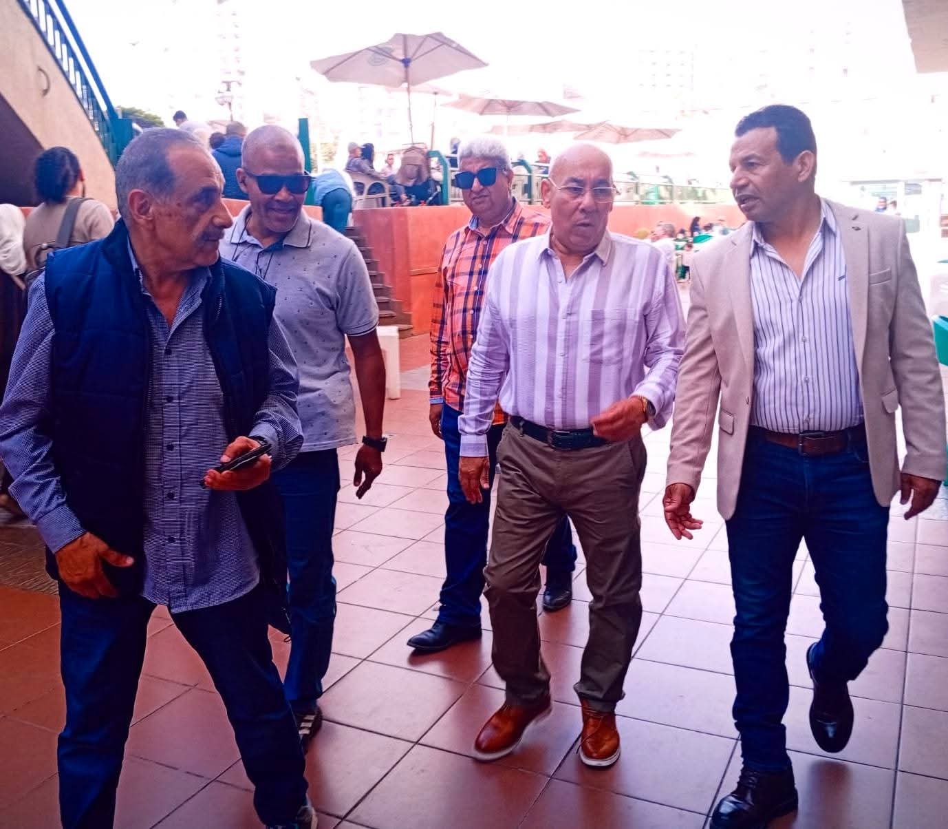 رئيس اتحاد الكاراتيه يتفقد نادي الاتحاد السكندري استعدادًا لبطولة البحر المتوسط بالإسكندرية