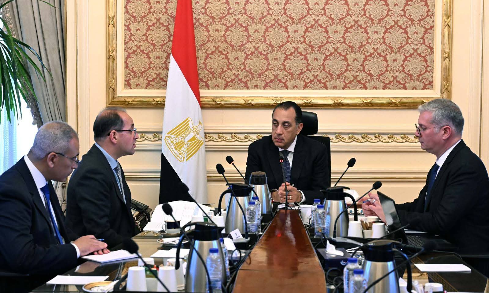 رئيس الوزراء يتابع الاستعدادات الحالية لتلبية احتياجات محطات الكهرباء فى العيد والصيف المقبل