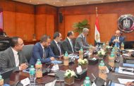 وزير الاستثمار يبحث مع قيادات ڤودافون تسريع التحول الرقمي لتعزيز تنافسية الاستثمار والتجارة