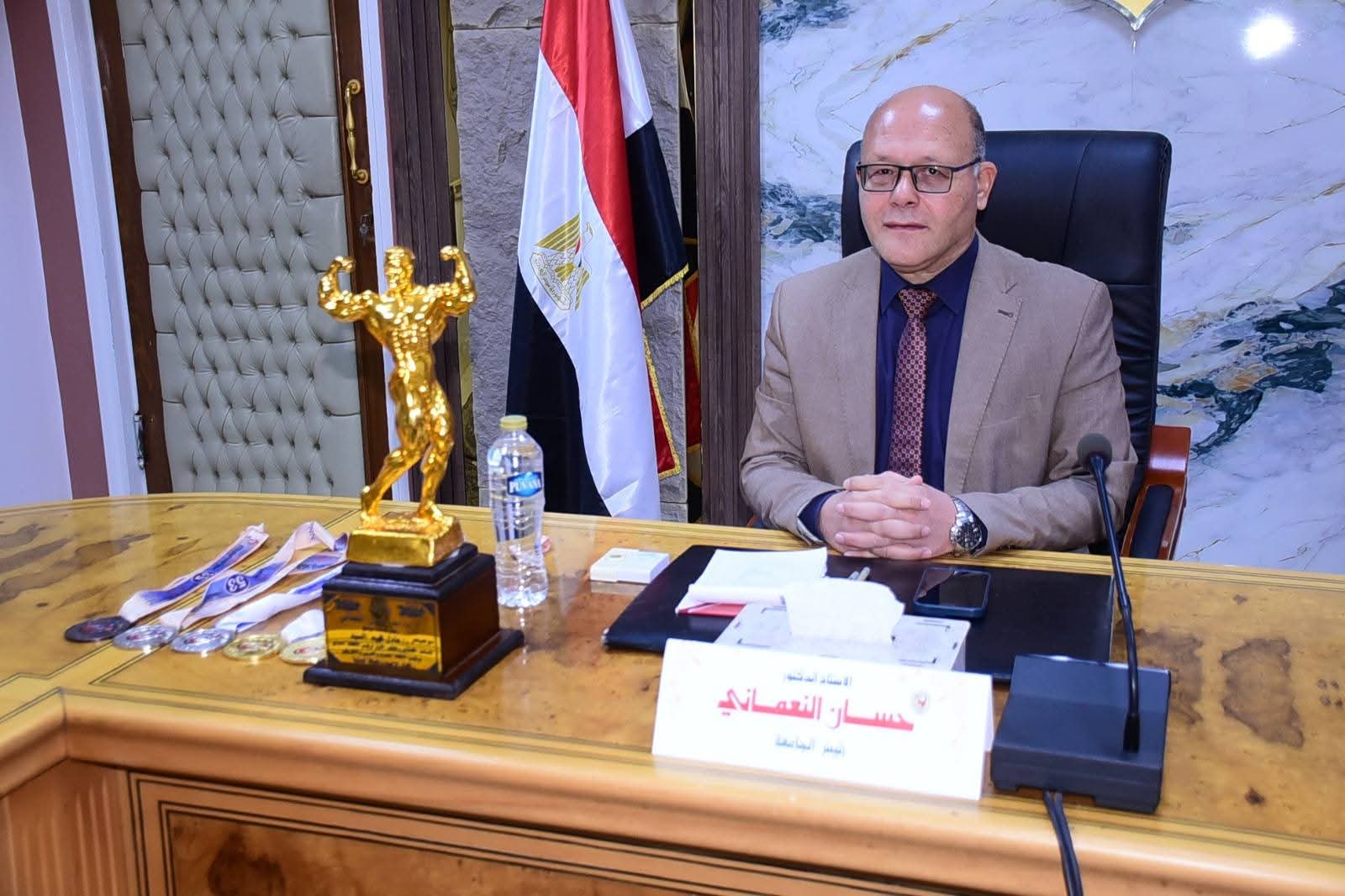 تكريم مستحق من رئيس جامعة سوهاج لأبطال منتخب كمال الأجسام