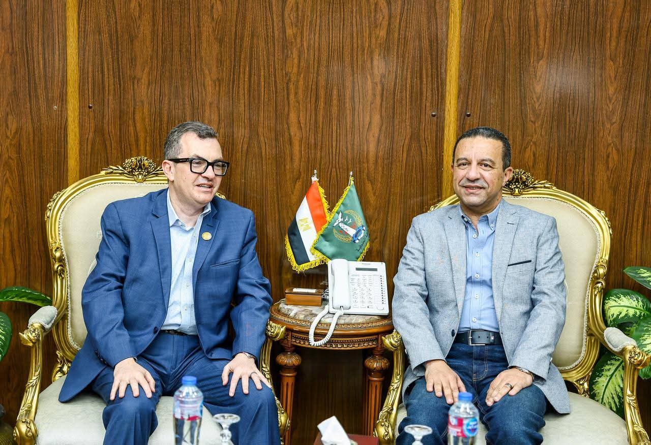 وزير التخطيط يوجه بصرف ٢٥ جهاز كمبيوتر للمراكز التكنولوجية بمحافظة المنوفية لتيسير الخدمات المقدمة للمواطنين