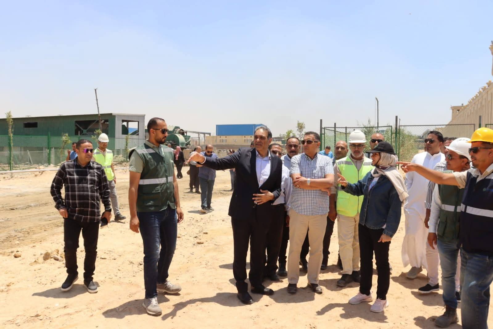 محافظ القليوبية يتفقد مصنع تدوير المخلفات بالخانكة ويتابع التوسعات الجديدة لإنتاج الوقود البديل