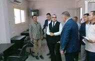 محافظ الوادي الجديد تتفقد تجهيزات مركز التدريب على علوم الحاسب الآلى( ابداع ) بمركز الداخلة