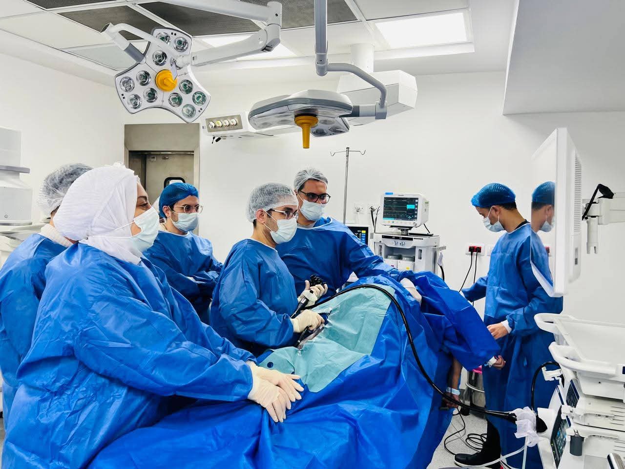 نجاح استئصال ورم ضخم يزيد حجمه عن 10 سم بمنطقة الحوض 