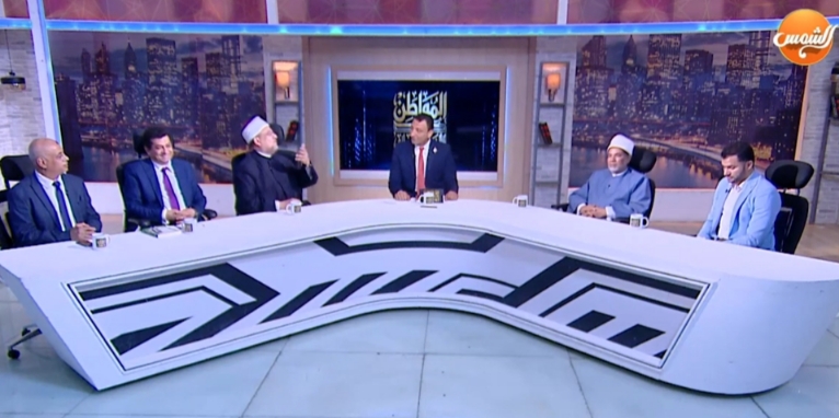 المواطن والمسئول.. يُفَجِّر عدّة قضايا شائكة حول الحج والأُضحية