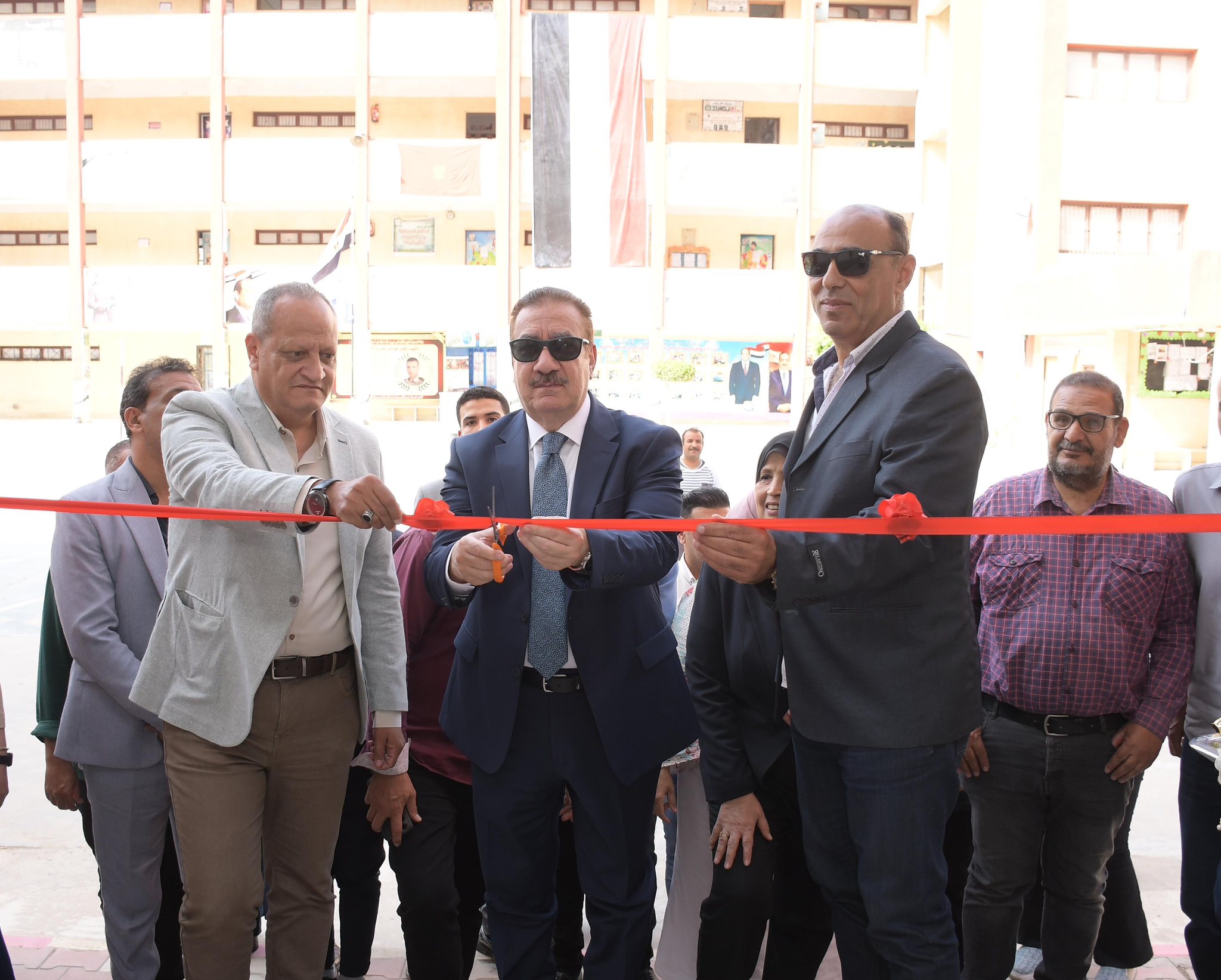 محافظ بورسعيد يفتتح أعمال تطوير ورفع كفاءة مدرسة “يوسف عاشور الابتدائية المعتمدة “بمدينة بورفؤاد