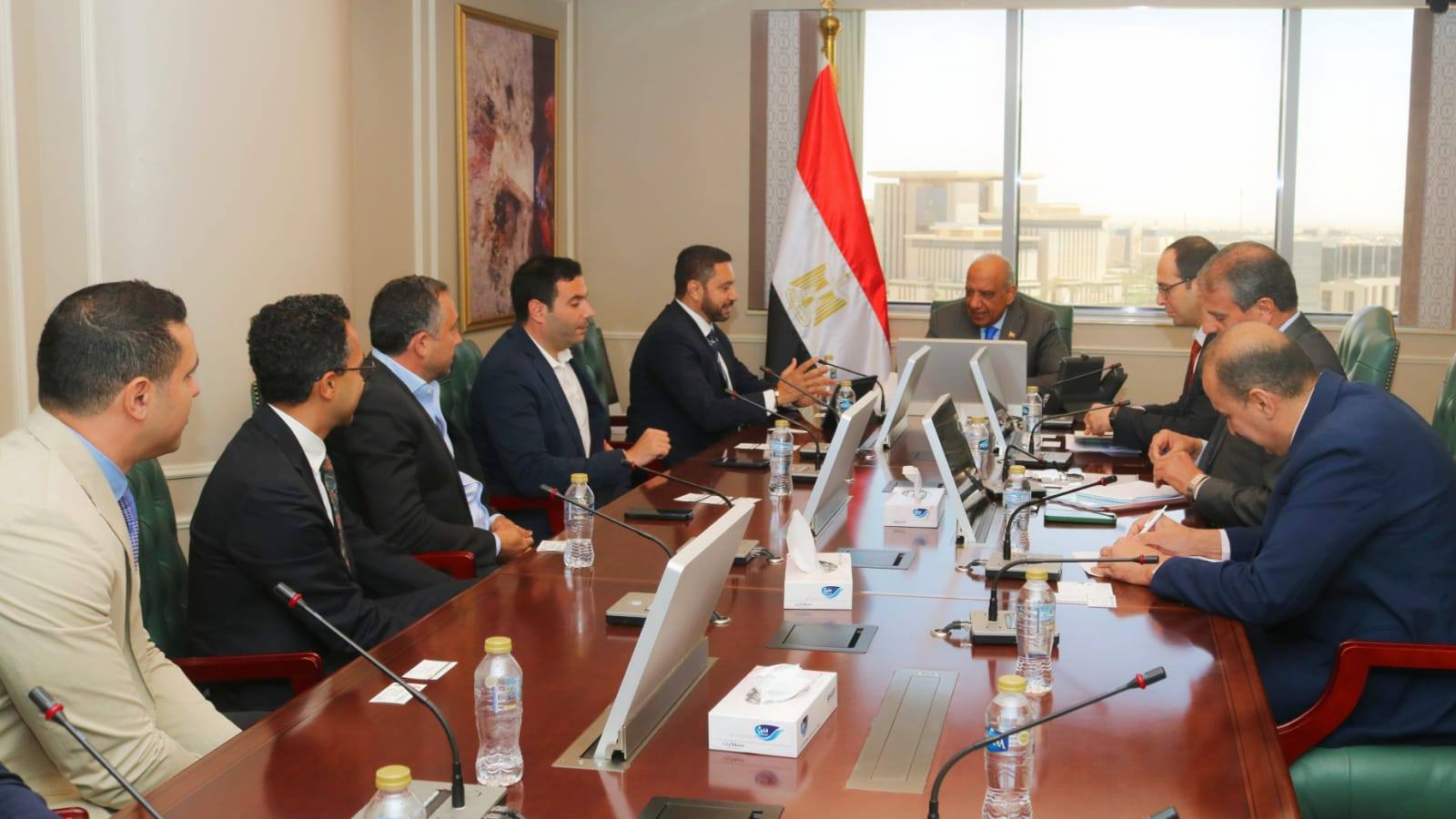 عصمت يبحث مع تحالف 