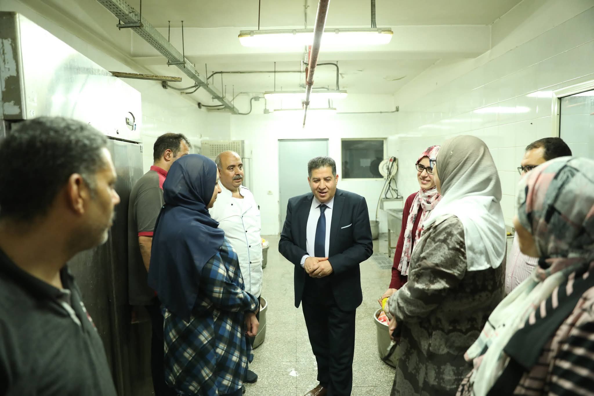 نائب رئيس جامعة الأزهر يتفقد المدينة الجامعية للطالبات ويوجه بالمتابعة الدورية للخدمات وتطويرها