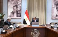 رئيس الوزراء يستعرض خطة تطوير أداء الشركة القابضة للأدوية والشركات التابعة لها