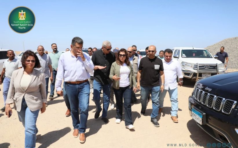 عوض تتفقد المدفن الصحي برأس غارب بالبحر الأحمر