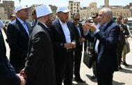 رئيس الوزراء يتفقد أعمال ترميم وإعادة إحياء مسجد المسبح