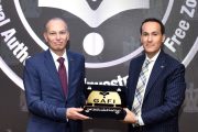 العنصر البشري يمثل الركيزة الأساسية لتحقيق التطوير المؤسسي ورفع كفاءة الأداء