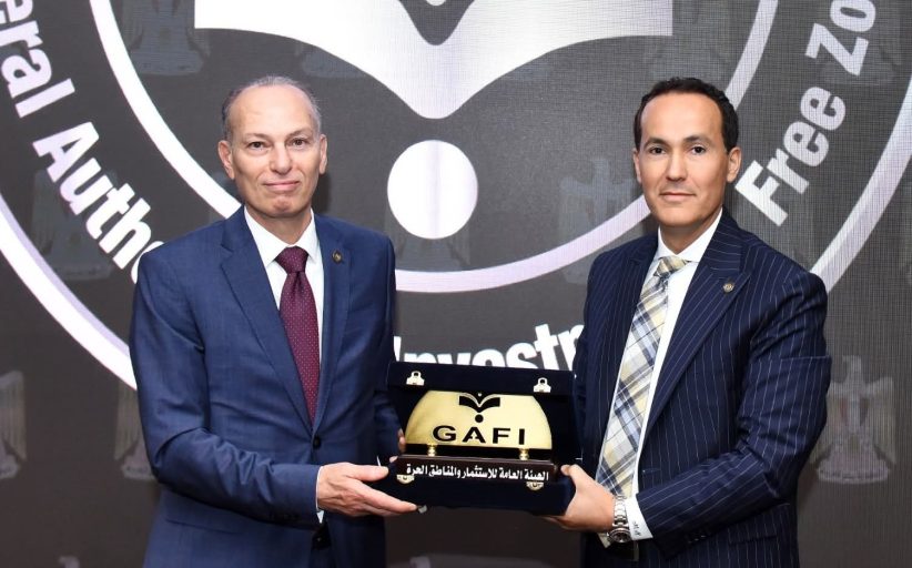 العنصر البشري يمثل الركيزة الأساسية لتحقيق التطوير المؤسسي ورفع كفاءة الأداء