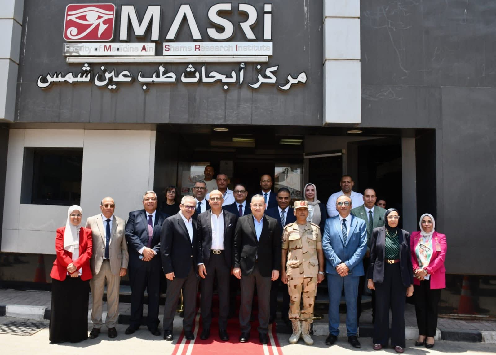 قنصوة ورئيس جامعة عين شمس يتفقدان مشروعات جامعة عين شمس التعليمية والطبية