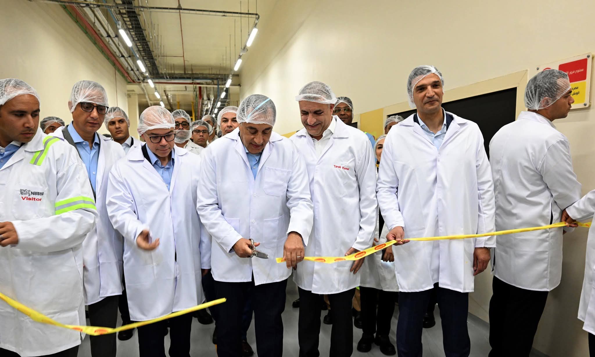 رئيس الوزراء يفتتح خط إنتاج جديدا لشركة 