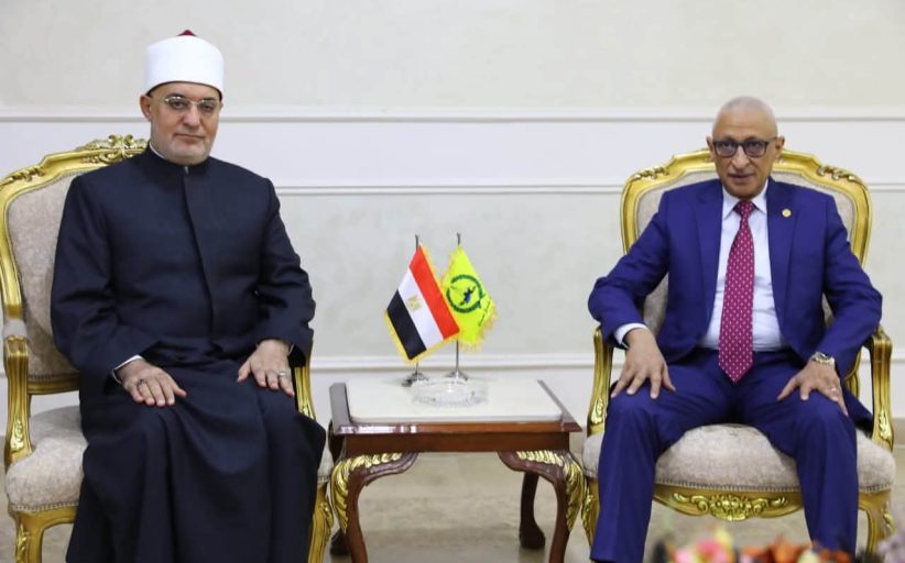 محافظ شمال سيناء يستقبل مفتي الجمهورية لبحث سُبل التعاون المشترك