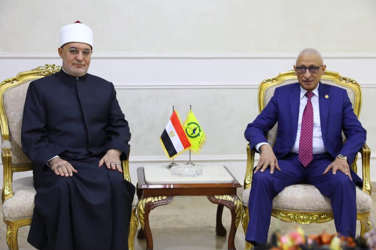 محافظ شمال سيناء يستقبل مفتي الجمهورية لبحث سُبل التعاون المشترك