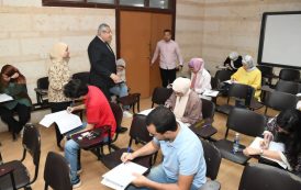 نائب رئيس جامعة عين شمس يتابع امتحانات نهاية الفصل الدراسي الثاني بكليتي طب الأسنان والصيدلة
