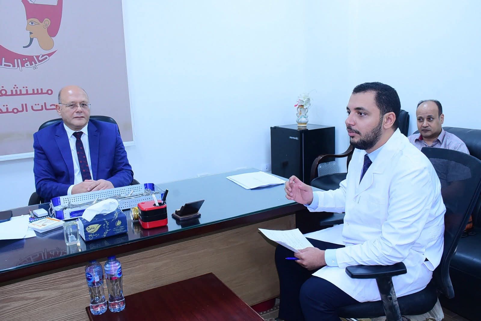 النعماني يترأس امتحانات الدراسات العليا بجراحة العظام بجامعة سوهاج لمنح درجتي الماجستير والدكتوراه