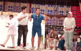 إقبال كبير على العرض المسرحي
