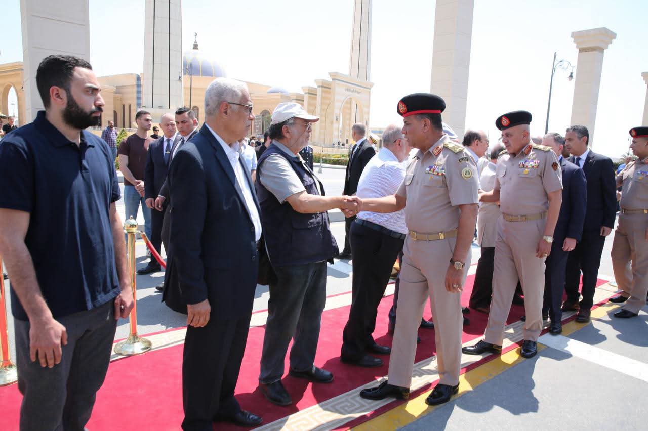 وزير الدفاع يتقدم الجنازة العسكرية للفريق يوسف عفيفى أحد قادة حرب أكتوبر المجيدة