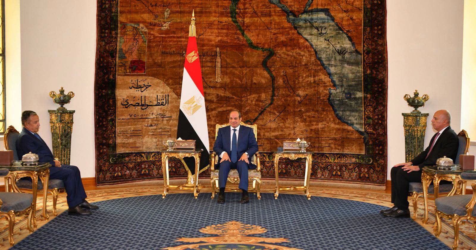الرئيس السيسي يؤكد دعم مصر الكامل لترشيح 