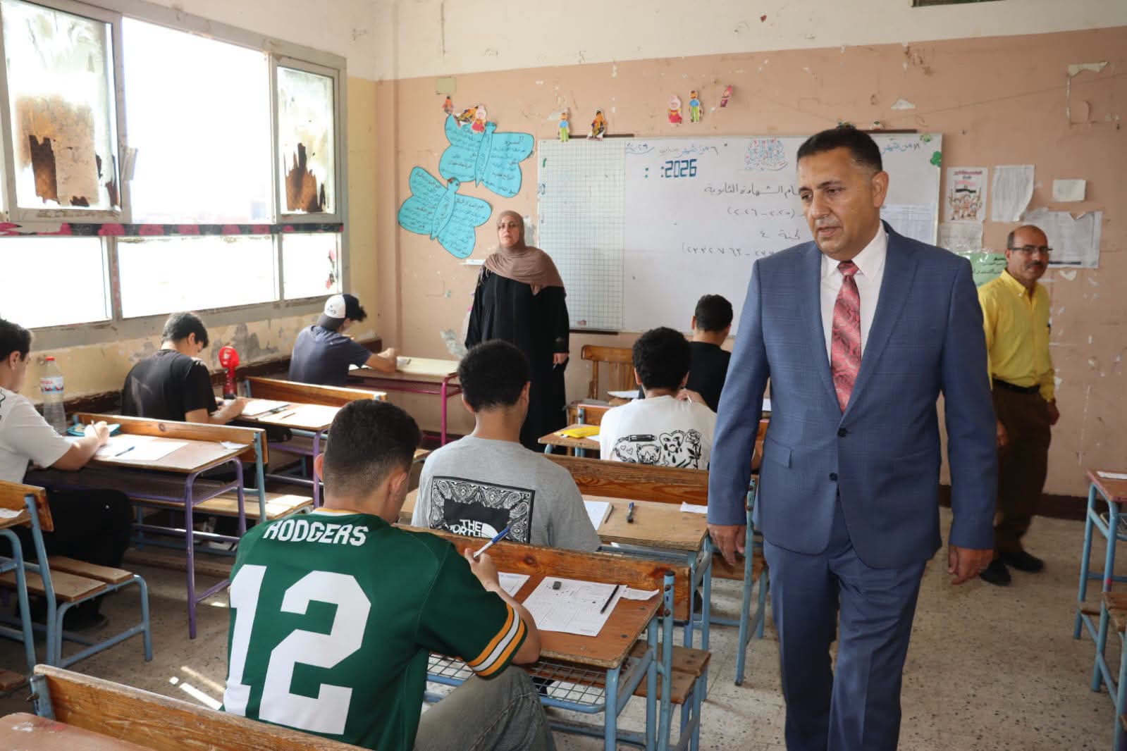 محافظ القليوبية يتفقد لجان امتحانات الثانوية العامة ويؤكد توفير الأجواء المناسبة للطلاب