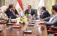 وزير الصحة يبحث مع رئيس مركز باراكير لطب العيون إنشاء فرع بالقاهرة وتعزيز التعاون الطبي