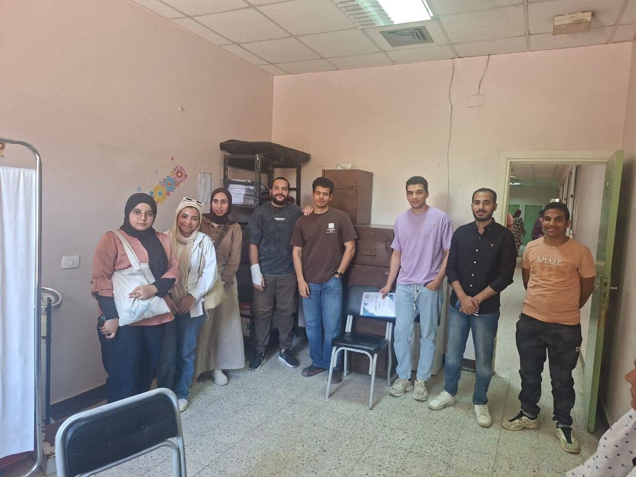 قافلة تنموية شاملة بالمستشفى الجامعي بالإسماعيلية لتعزيز الوعي ومحو الأمية الثقافية