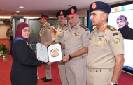 وزير الدفاع يشهد حفل تخرج دورات جديدة من دارسي الأكاديمية العسكرية للدراسات العليا والاستراتيجية