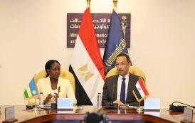 وزير الاتصالات يبحث مع نظيرته الرواندية تعزيز التعاون في التحول الرقمي والذكاء الاصطناعي وبناء القدرات الرقمية
