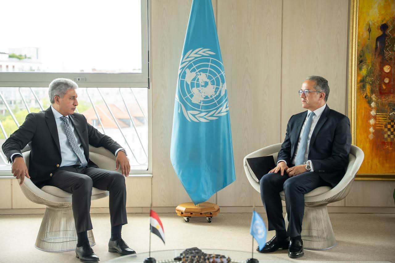 وزير السياحة يلتقي مدير عام منظمة اليونسكو لبحث تعزيز التعاون المشترك في الحفاظ على التراث الثقافي