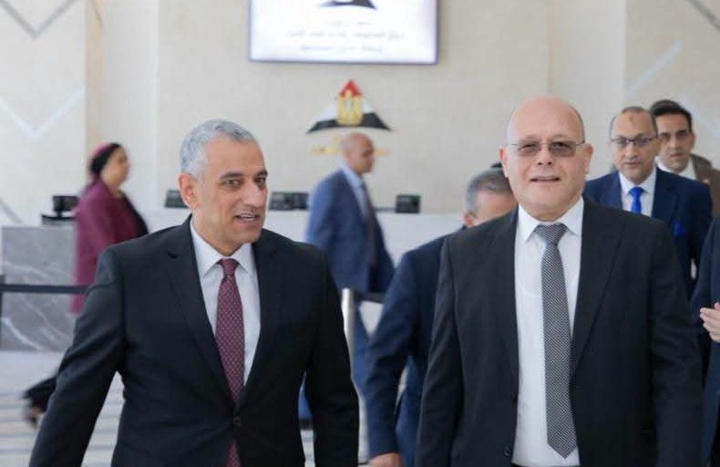 جامعة سوهاج تواصل ربط طلابها بالمؤسسات الوطنية بزيارة لمركز المعلومات ودعم اتخاذ القرار