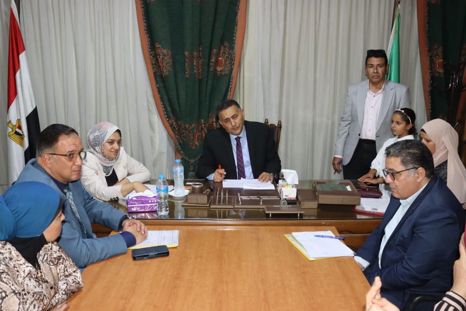 محافظ القليوبية ونائبته يعقدان اللقاء الجماهيري الأسبوعي لبحث طلبات مواطني شبرا الخيمة وقليوب والقناطر الخيرية