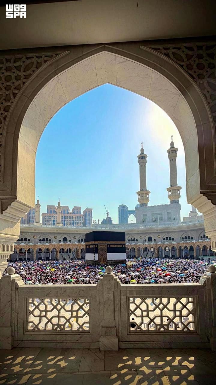 ليلة تبديل كسوة الكعبة المشرفة.. استعداداتٌ متقنة تُمهّد لارتداء ثوبها الجديد مع إشراقة العام الهجري