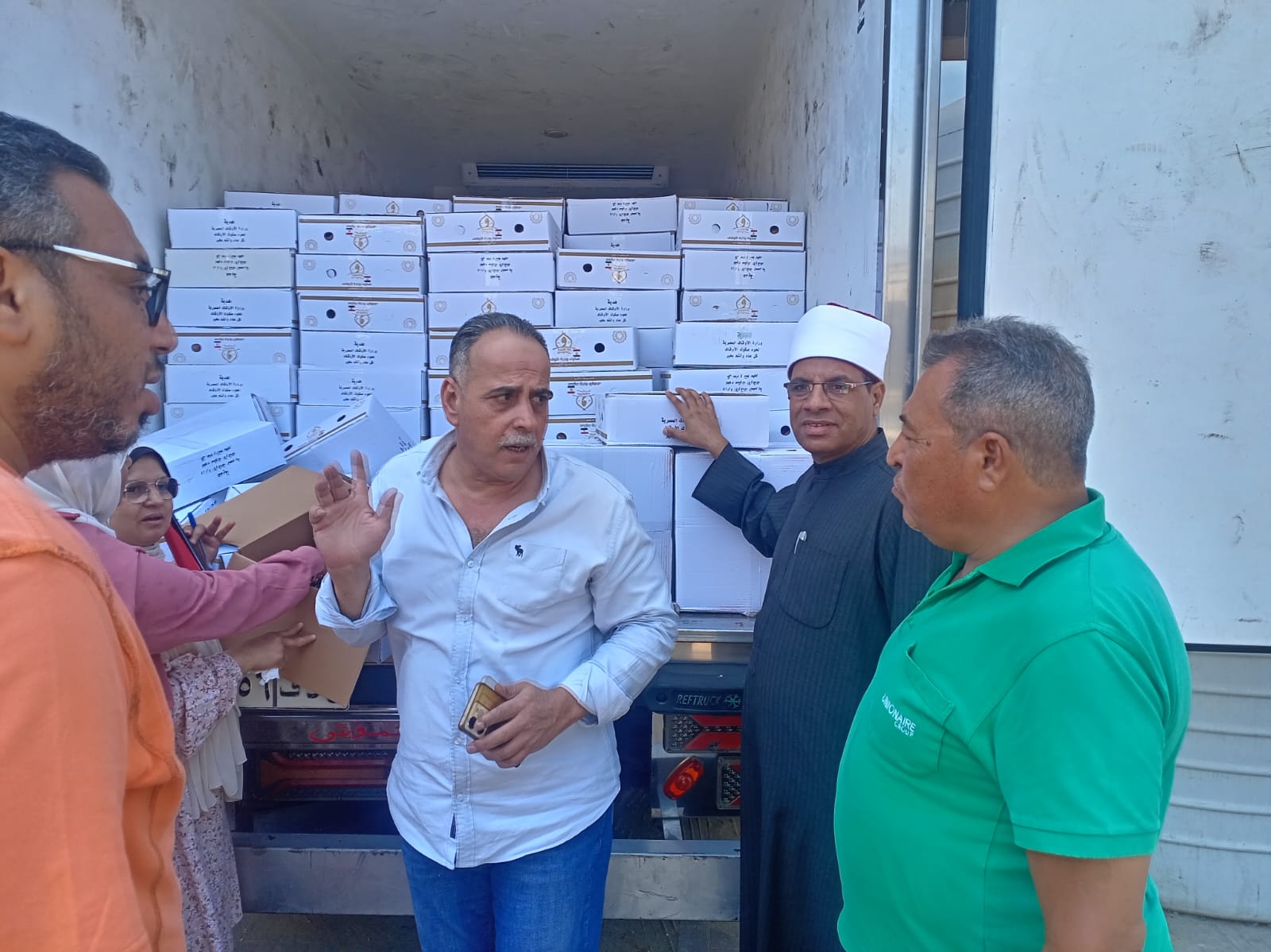 الأوقاف تخصص 10 أطنان من لحوم صكوك الأضاحي تصل إلى مستحقيها بالقليوبية والمنوفية والجيزة
