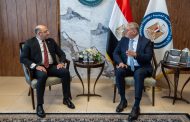 بدوى يبحث مع رئيس الهيئة البرلمانية دعم جهود تطوير قطاعي البترول والتعدين