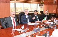 هاشم يبحث مع أيرلندا وممثلي هيئة المشروعات الأيرلندية فرص تعزيز التعاون الصناعي بين البلدين